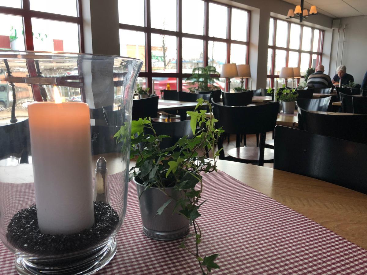 Jennys Hotell Och Restaurang 아비카 외부 사진