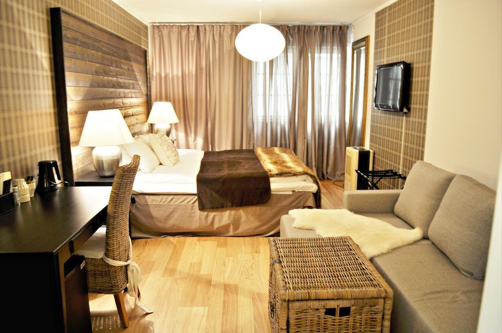 Jennys Hotell Och Restaurang 아비카 외부 사진