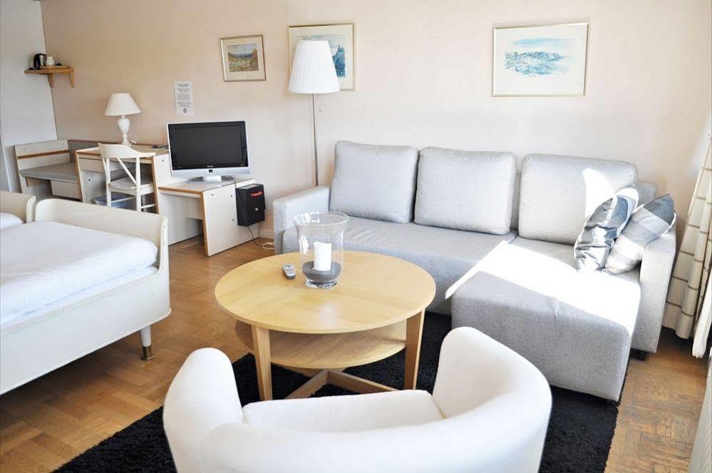 Jennys Hotell Och Restaurang 아비카 외부 사진